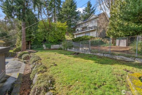 3012 SW 102nd Street Seattle WA 98146