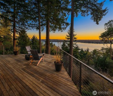7515 SE 76th Street Mercer Island WA 98040