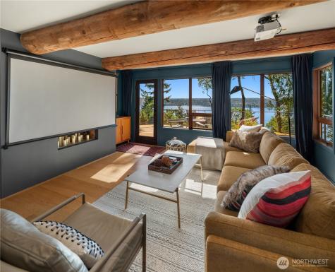 7515 SE 76th Street Mercer Island WA 98040