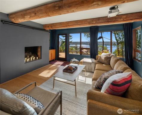7515 SE 76th Street Mercer Island WA 98040