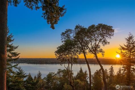 7515 SE 76th Street Mercer Island WA 98040
