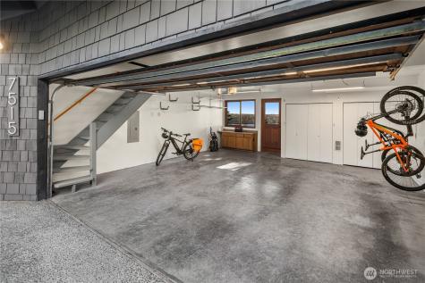 7515 SE 76th Street Mercer Island WA 98040