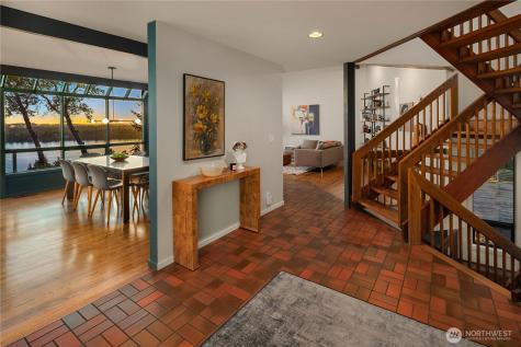 7515 SE 76th Street Mercer Island WA 98040