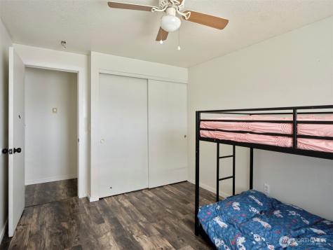 1733 Foxtail Circle Woodland WA 98674