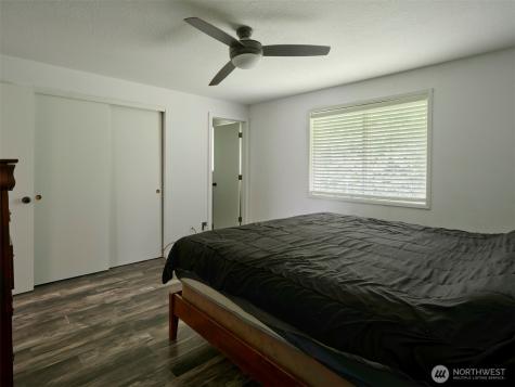 1733 Foxtail Circle Woodland WA 98674