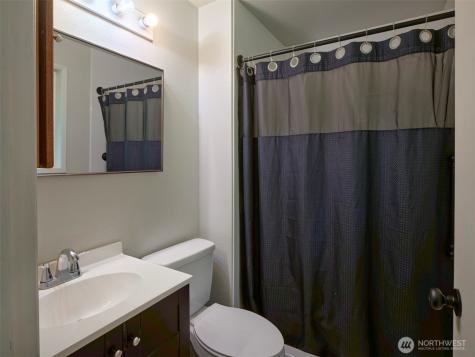 1733 Foxtail Circle Woodland WA 98674