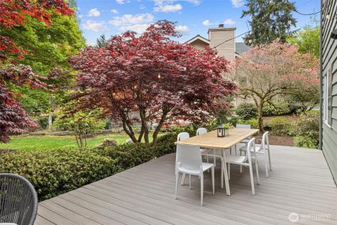 9226 Matthews Avenue NE Seattle WA 98115