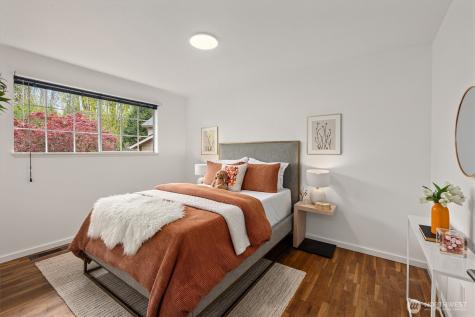 9226 Matthews Avenue NE Seattle WA 98115
