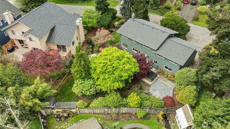 9226 Matthews Avenue NE Seattle WA 98115