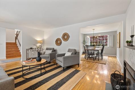 9226 Matthews Avenue NE Seattle WA 98115