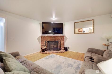929 224th Avenue NE Sammamish WA 98074