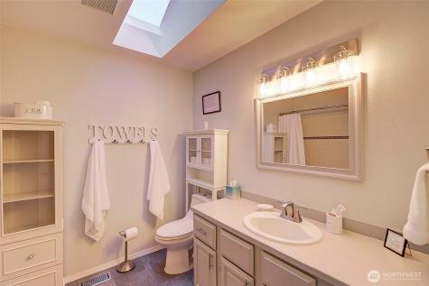 929 224th Avenue NE Sammamish WA 98074