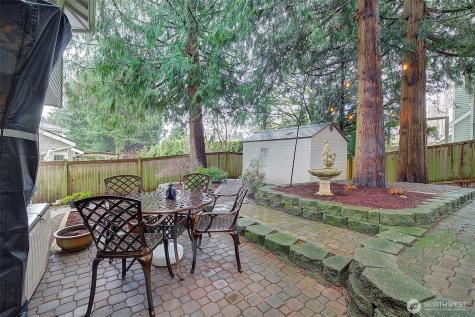 929 224th Avenue NE Sammamish WA 98074