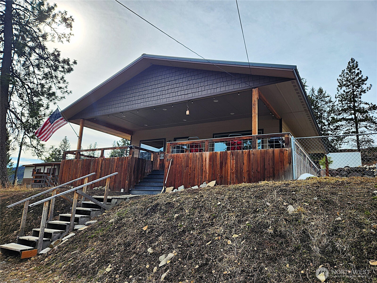1054 Lower Madison Republic WA 99166