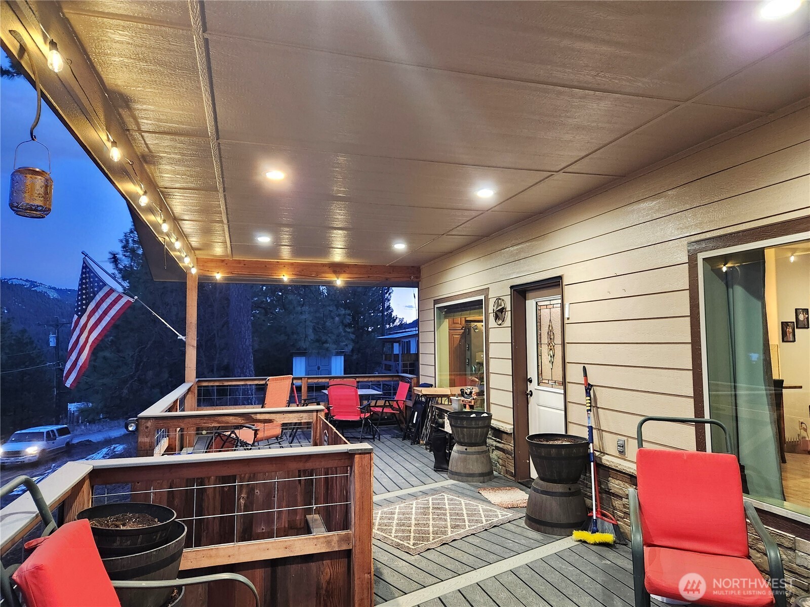 1054 Lower Madison Republic WA 99166