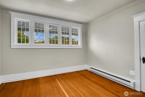 1121 27th Avenue Seattle WA 98122