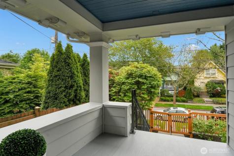 1121 27th Avenue Seattle WA 98122