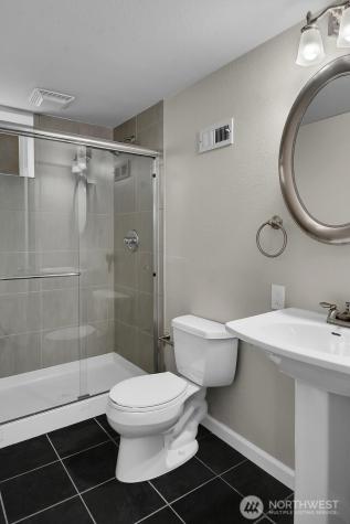 1121 27th Avenue Seattle WA 98122