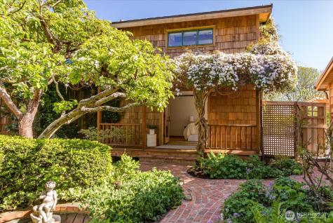 195 Perry Drive Coupeville WA 98239