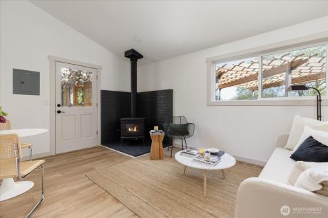 195 Perry Drive Coupeville WA 98239