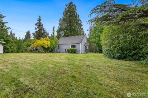 11513 Jovita Blvd E Edgewood WA 98372