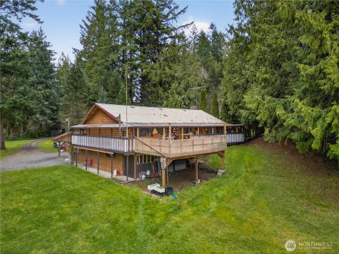 596 Forrest Way Camano Island WA 98282