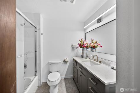 596 Forrest Way Camano Island WA 98282