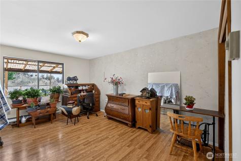 596 Forrest Way Camano Island WA 98282