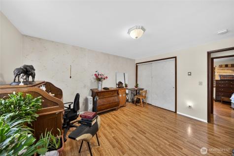 596 Forrest Way Camano Island WA 98282