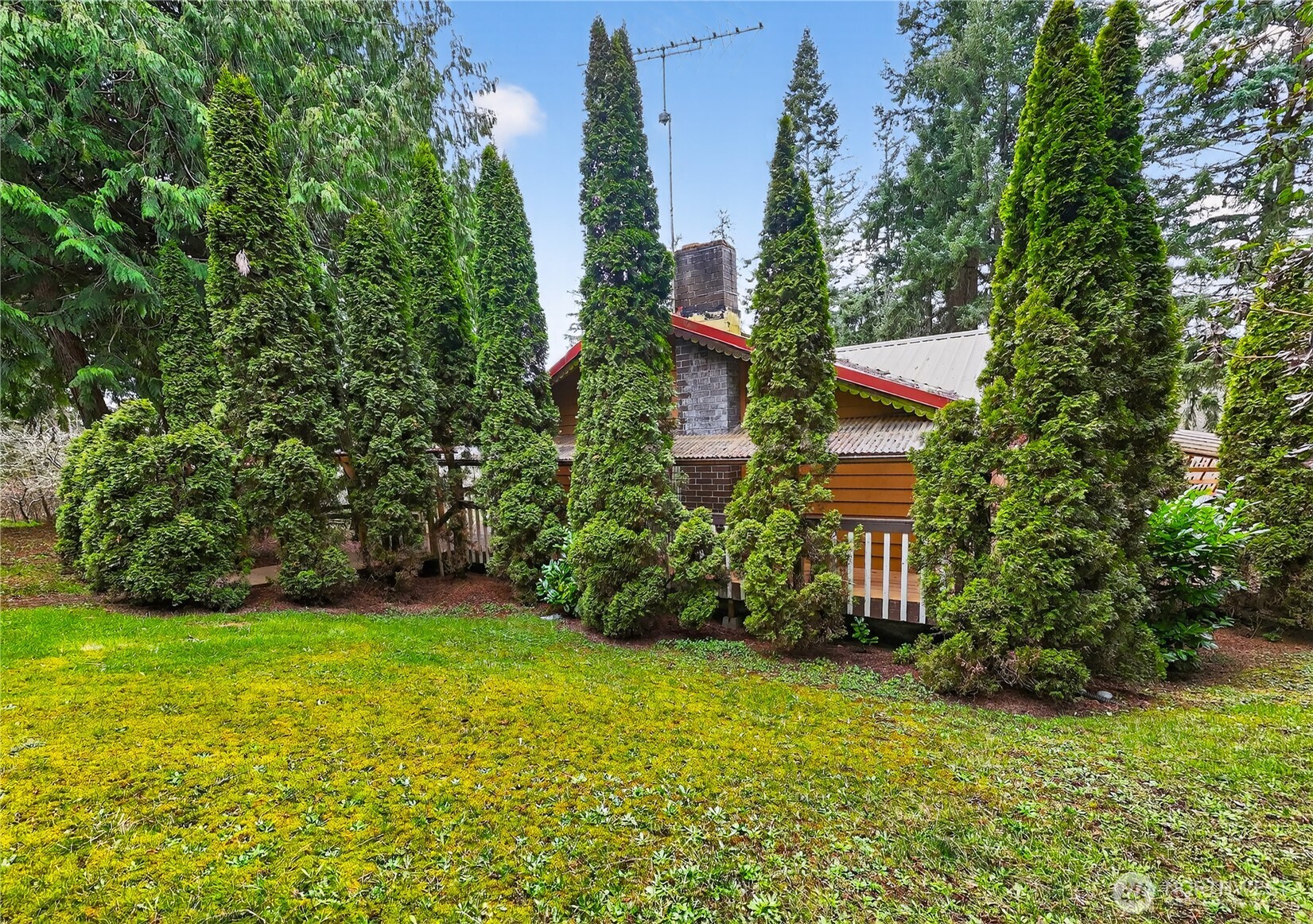 596 Forrest Way Camano Island WA 98282