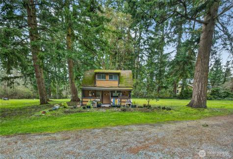 596 Forrest Way Camano Island WA 98282