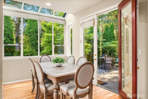 27131 SE 25th Place Sammamish WA 98075