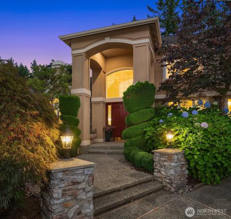 27131 SE 25th Place Sammamish WA 98075