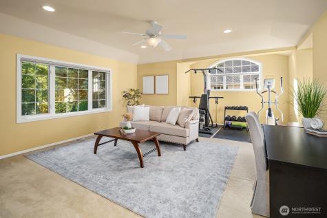 27131 SE 25th Place Sammamish WA 98075