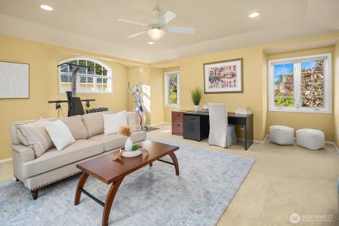 27131 SE 25th Place Sammamish WA 98075