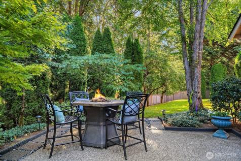 27131 SE 25th Place Sammamish WA 98075