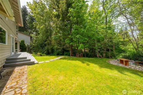 1311 Clearbrook Drive Bellingham WA 98229