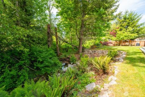 1311 Clearbrook Drive Bellingham WA 98229