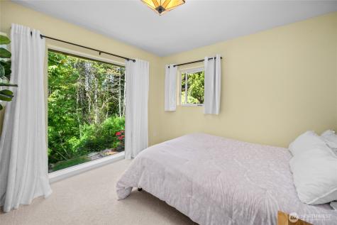 1311 Clearbrook Drive Bellingham WA 98229