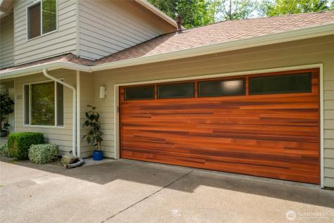 1311 Clearbrook Drive Bellingham WA 98229