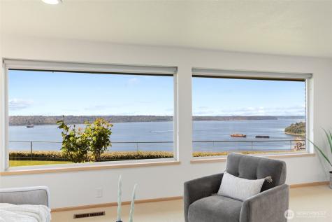 2112 Browns Point Boulevard Tacoma WA 98422