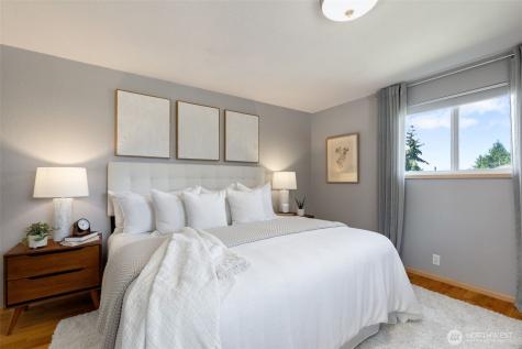 2112 Browns Point Boulevard Tacoma WA 98422