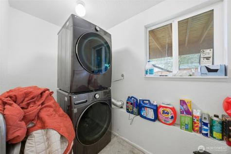 2012 S 332nd Street Federal Way WA 98003