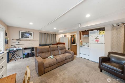 2012 S 332nd Street Federal Way WA 98003