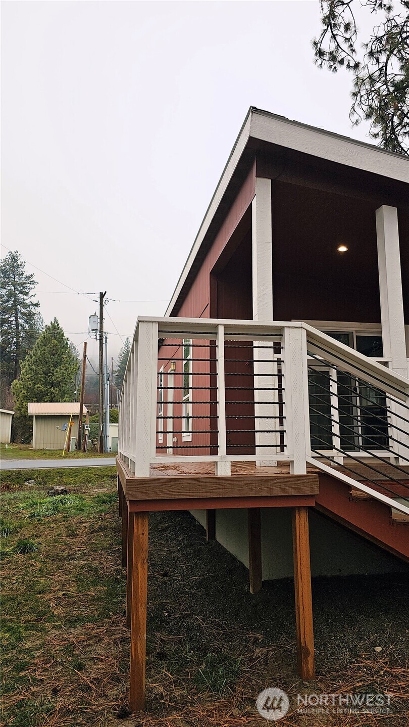 5 Columbia Drive Kettle Falls WA 99141