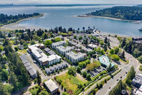 227 Ebi Lane NE Bainbridge Island WA 98110