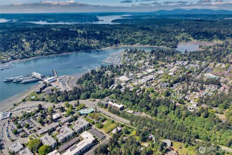 227 Ebi Lane NE Bainbridge Island WA 98110