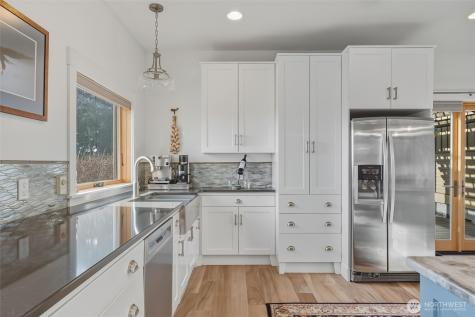 4065 Sunny Hill Lane Lummi Island WA 98262