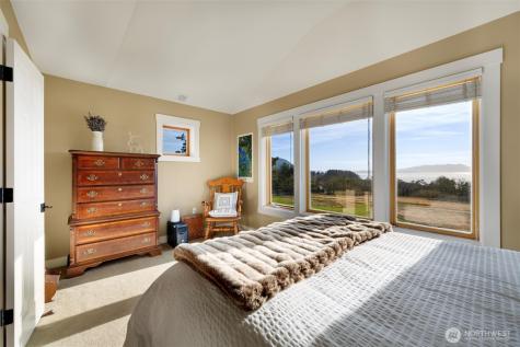 4065 Sunny Hill Lane Lummi Island WA 98262