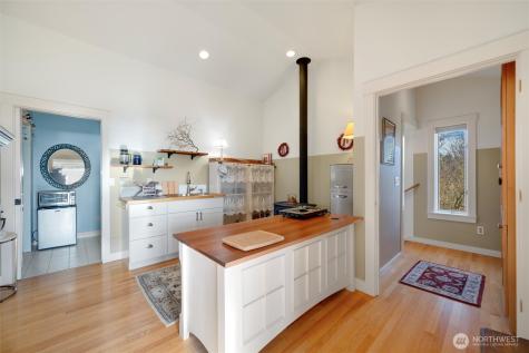 4065 Sunny Hill Lane Lummi Island WA 98262